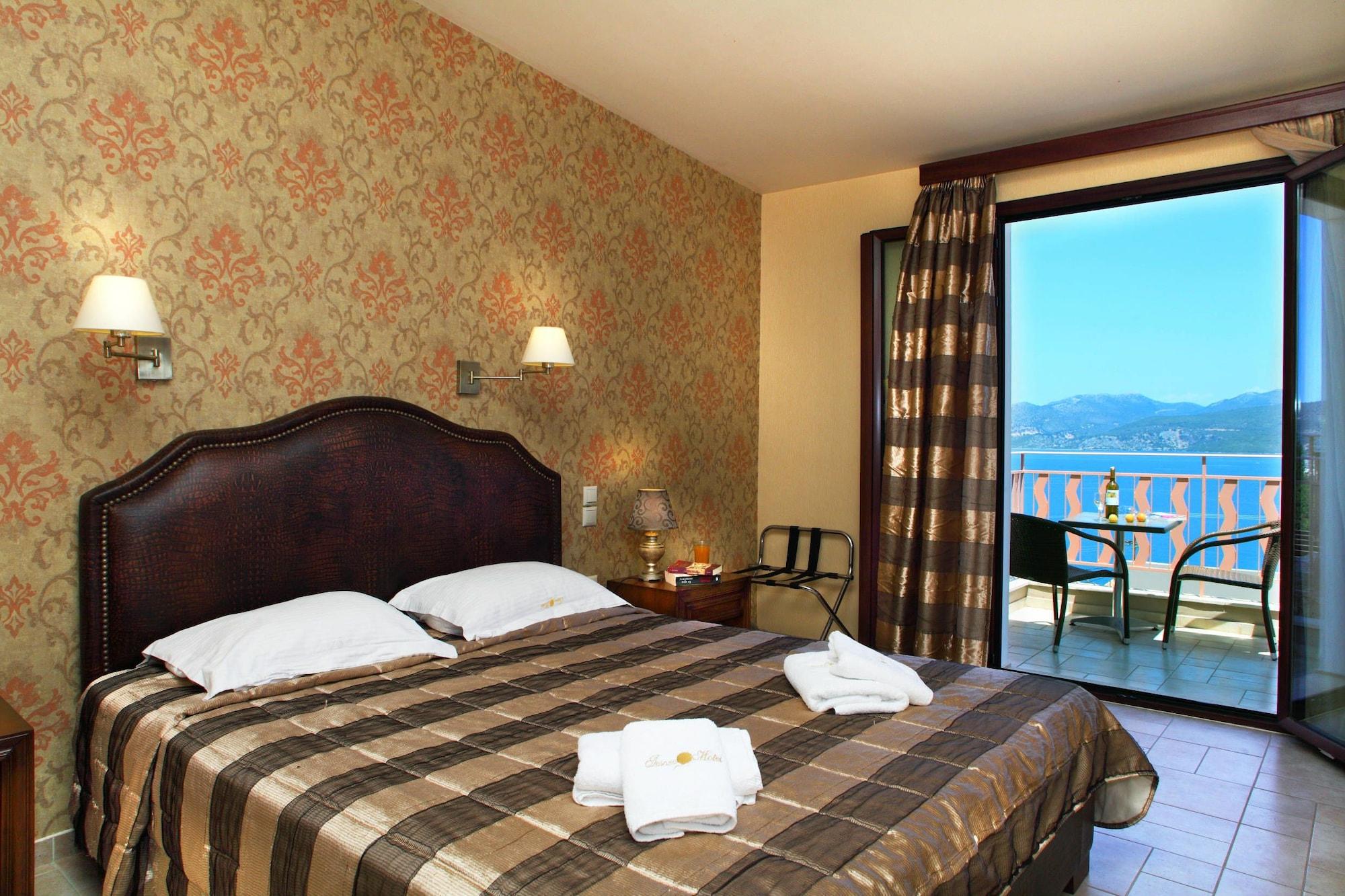 Hotel Tesoro Nikiana Bagian luar foto