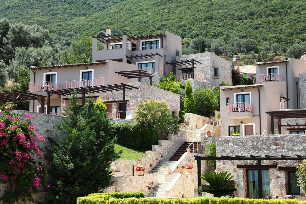 Hotel Tesoro Nikiana Bagian luar foto