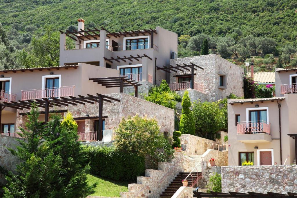 Hotel Tesoro Nikiana Bagian luar foto